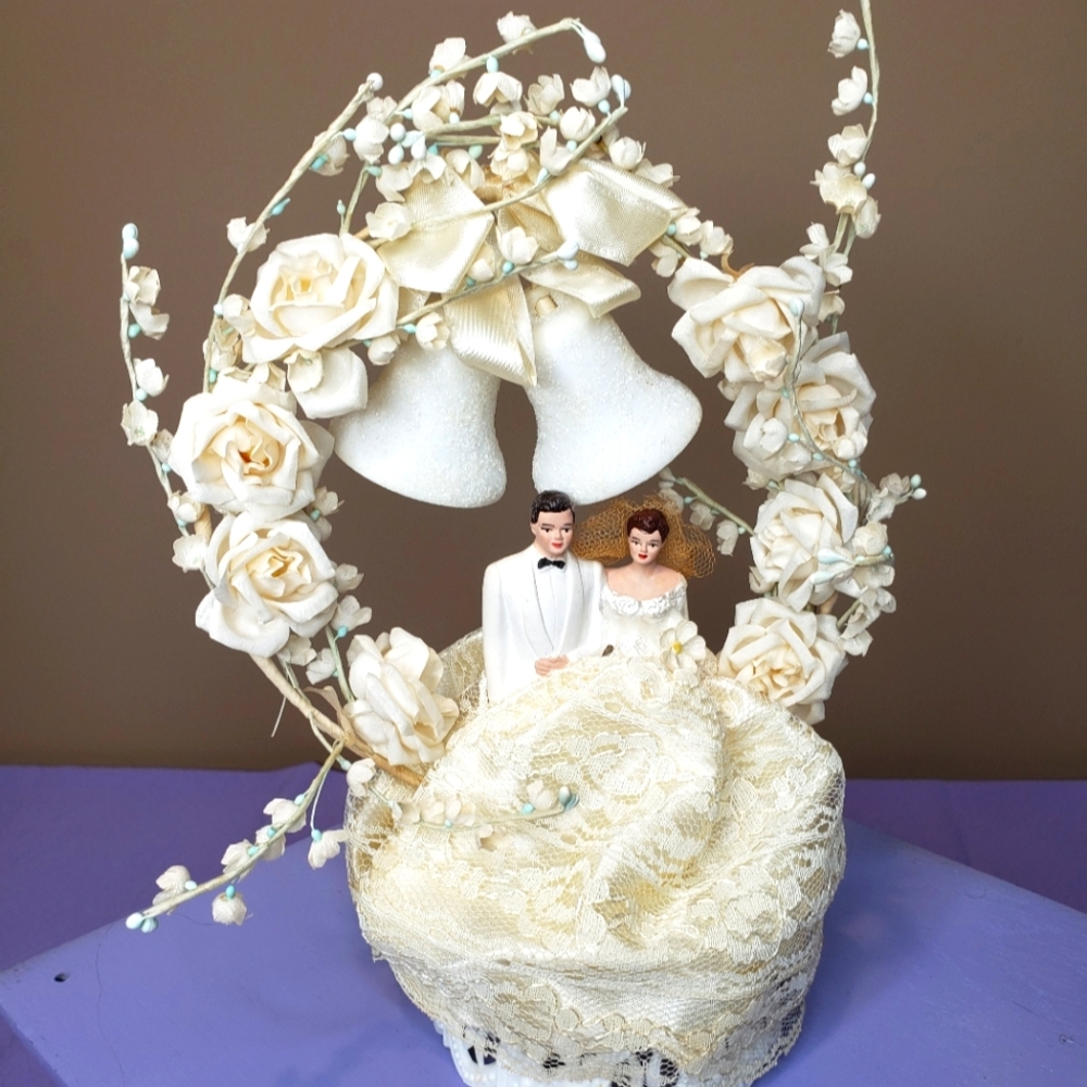 Vintage Wedding Cake Topper